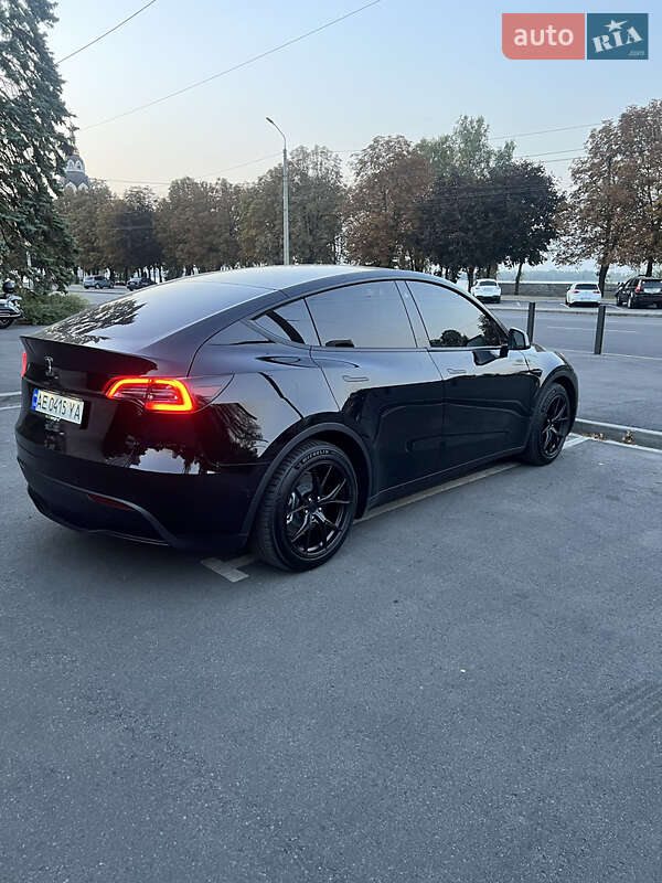 Позашляховик / Кросовер Tesla Model Y 2022 в Дніпрі