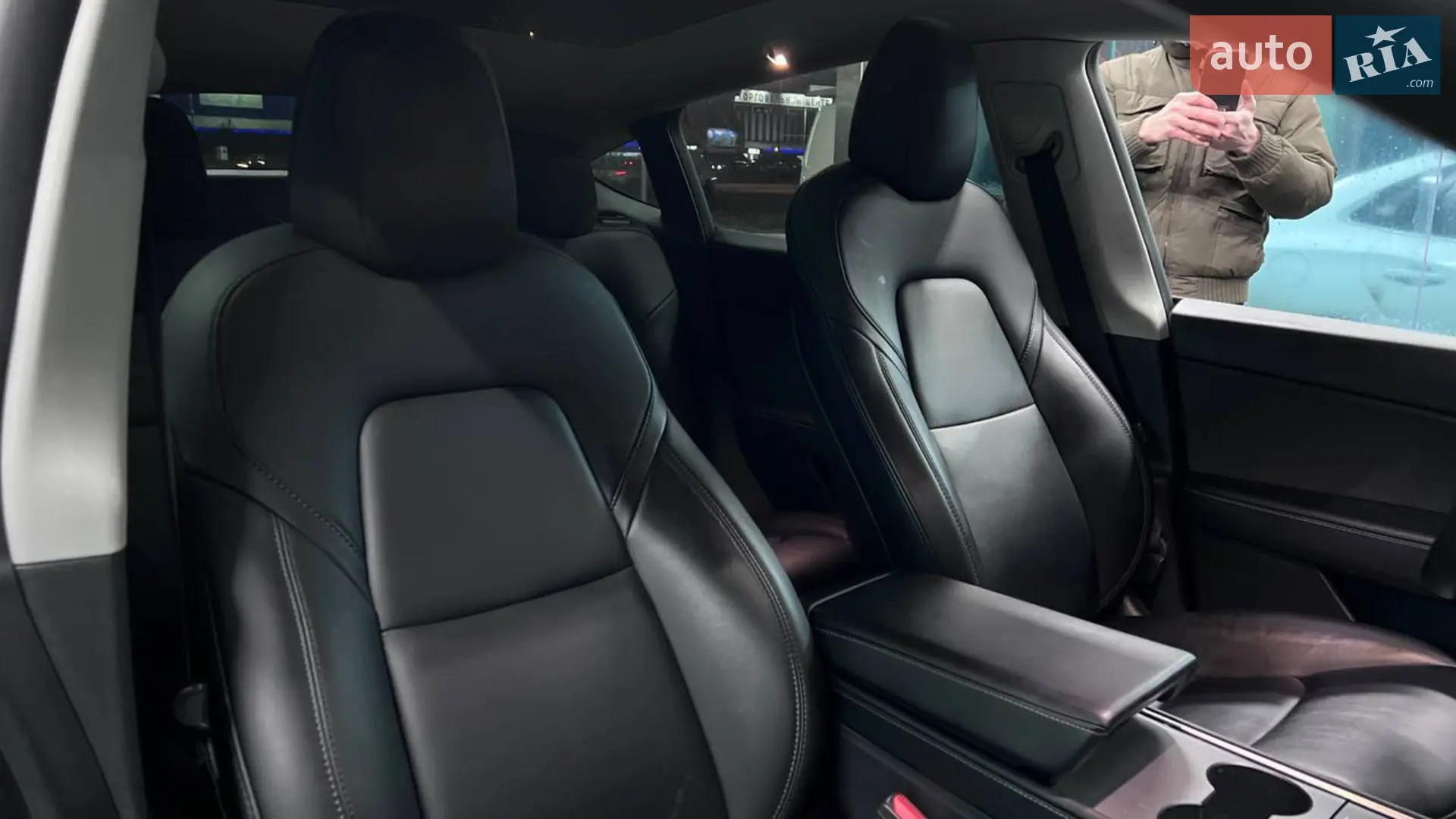 2021 Tesla Model Y - мініатюра 9