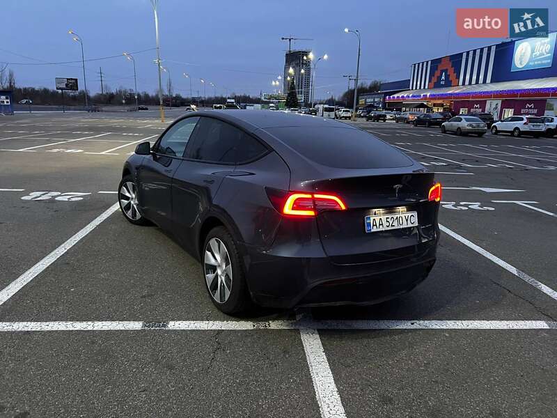 Позашляховик / Кросовер Tesla Model Y 2021 в Києві