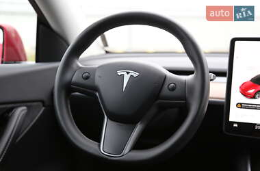 Внедорожник / Кроссовер Tesla Model Y 2020 в Киеве