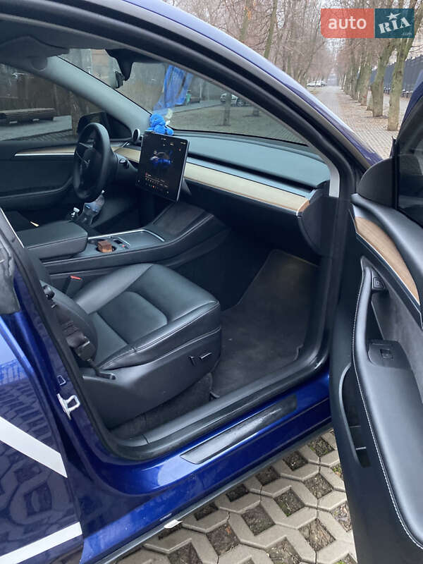 Внедорожник / Кроссовер Tesla Model Y 2023 в Харькове фото 18 Внедорожник / Кроссовер Tesla Model Y 2023 в Харькове