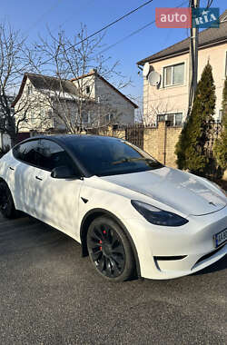 Tesla Model Y 2022