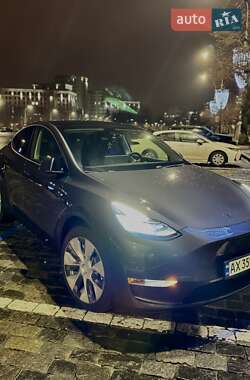 Tesla Model Y 2020