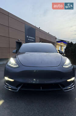 Tesla Model Y 2021