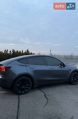 Внедорожник / Кроссовер Tesla Model Y 2021 в 