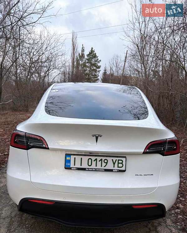Внедорожник / Кроссовер Tesla Model Y 2022 в Полтаве