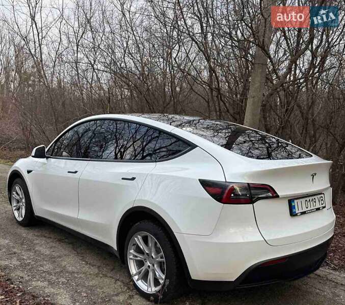 Внедорожник / Кроссовер Tesla Model Y 2022 в Полтаве