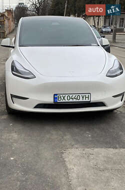 Tesla Model Y 2021