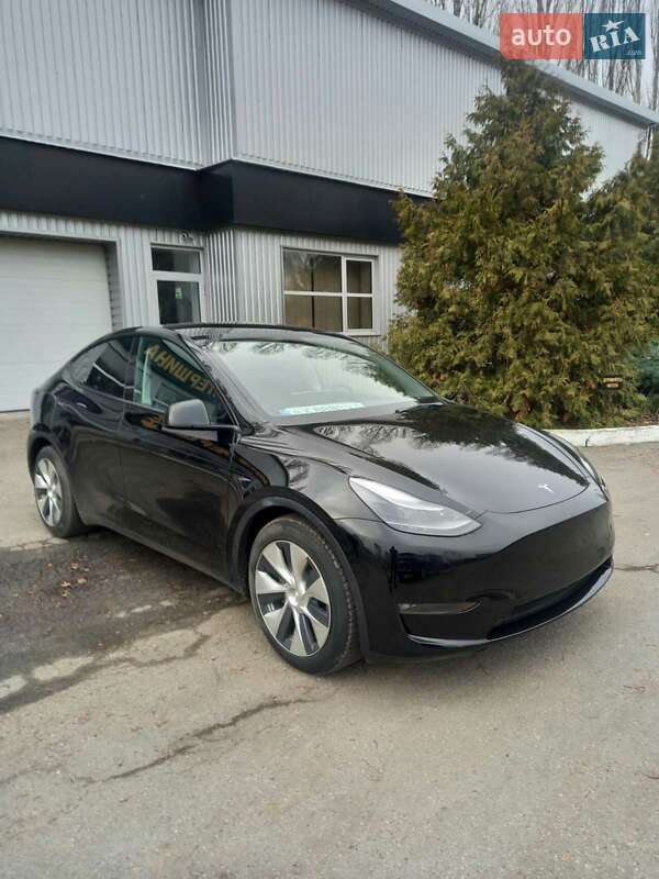 Позашляховик / Кросовер Tesla Model Y 2023 в Харкові
