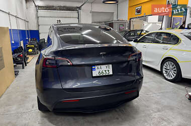 Внедорожник / Кроссовер Tesla Model Y 2023 в Киеве