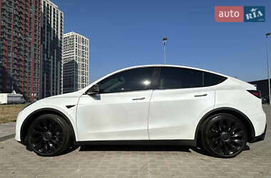 Позашляховик / Кросовер Tesla Model Y 2021 в Києві