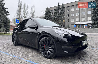 Позашляховик / Кросовер Tesla Model Y 2023 в Дніпрі