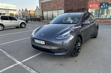 Позашляховик / Кросовер Tesla Model Y 2023 в Києві