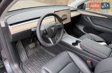 Внедорожник / Кроссовер Tesla Model Y 2023 в 