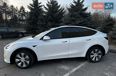 Внедорожник / Кроссовер Tesla Model Y 2021 в 