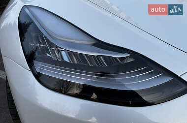 Внедорожник / Кроссовер Tesla Model Y 2021 в 