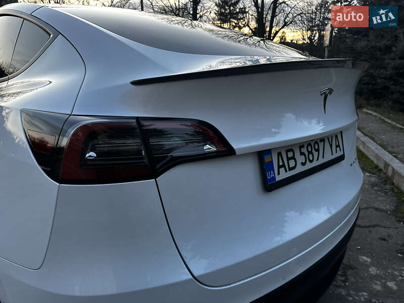 Позашляховик / Кросовер Tesla Model Y 2021 в Львові