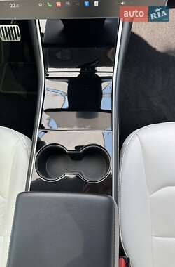 Позашляховик / Кросовер Tesla Model Y 2020 в 