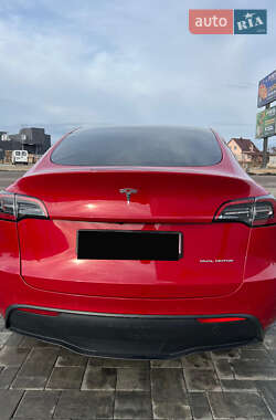 Внедорожник / Кроссовер Tesla Model Y 2022 в 