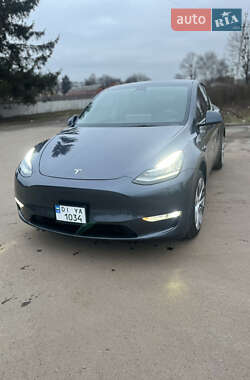 Tesla Model Y 2022
