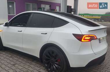 Внедорожник / Кроссовер Tesla Model Y 2023 в 