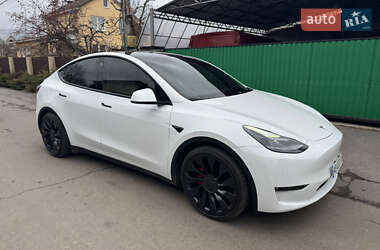 Внедорожник / Кроссовер Tesla Model Y 2022 в 