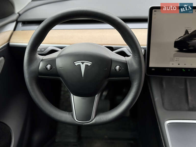 Внедорожник / Кроссовер Tesla Model Y 2022 в Житомире