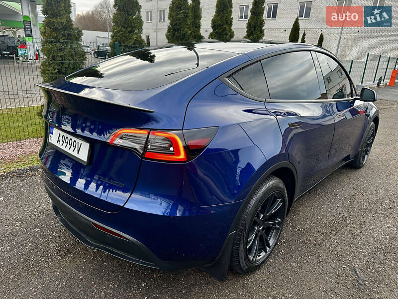 Внедорожник / Кроссовер Tesla Model Y 2023 в Киеве