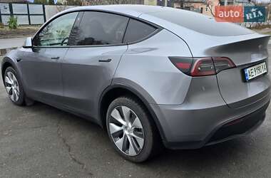 Внедорожник / Кроссовер Tesla Model Y 2024 в 