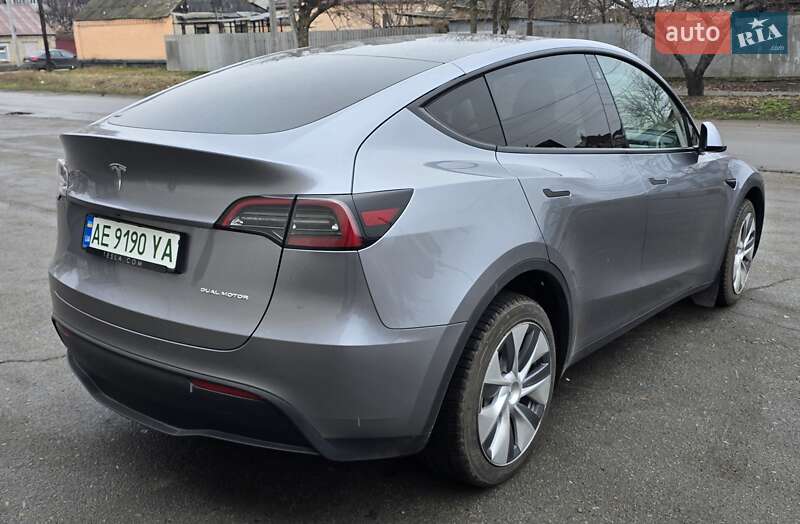 Внедорожник / Кроссовер Tesla Model Y 2024 в Днепре
