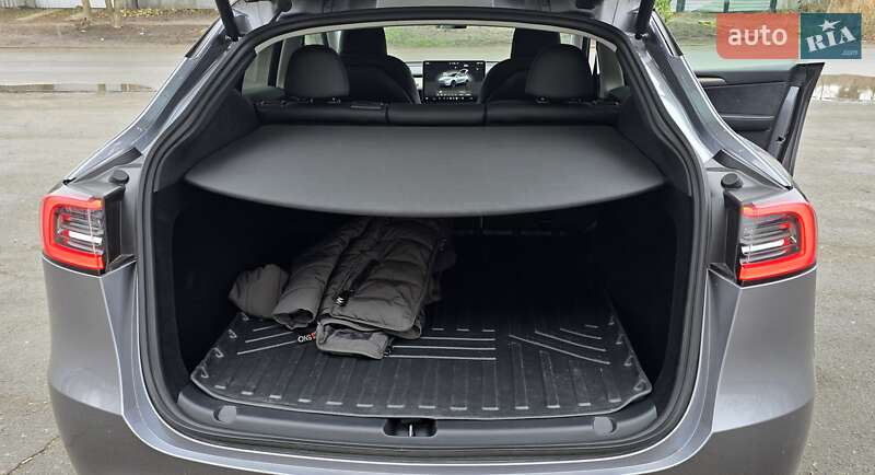 Внедорожник / Кроссовер Tesla Model Y 2024 в Днепре