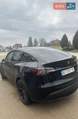 Внедорожник / Кроссовер Tesla Model Y 2023 в Львове