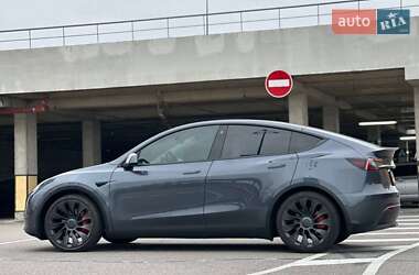 Внедорожник / Кроссовер Tesla Model Y 2022 в Киеве