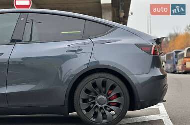 Внедорожник / Кроссовер Tesla Model Y 2022 в Киеве