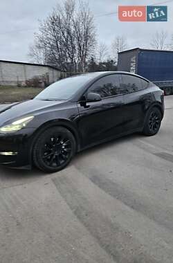 Tesla Model Y 2021