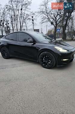 Tesla Model Y 2021