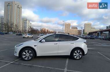 Внедорожник / Кроссовер Tesla Model Y 2022 в Киеве