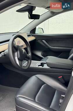 Позашляховик / Кросовер Tesla Model Y 2022 в 
