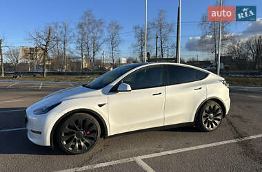 Tesla Model Y 2022