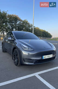 Позашляховик / Кросовер Tesla Model Y 2022 в Дніпрі