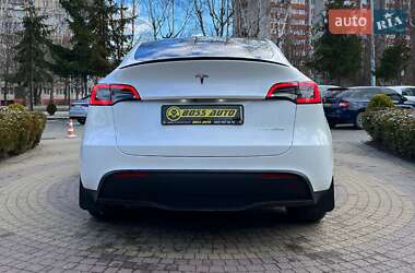 Позашляховик / Кросовер Tesla Model Y 2021 в Львові