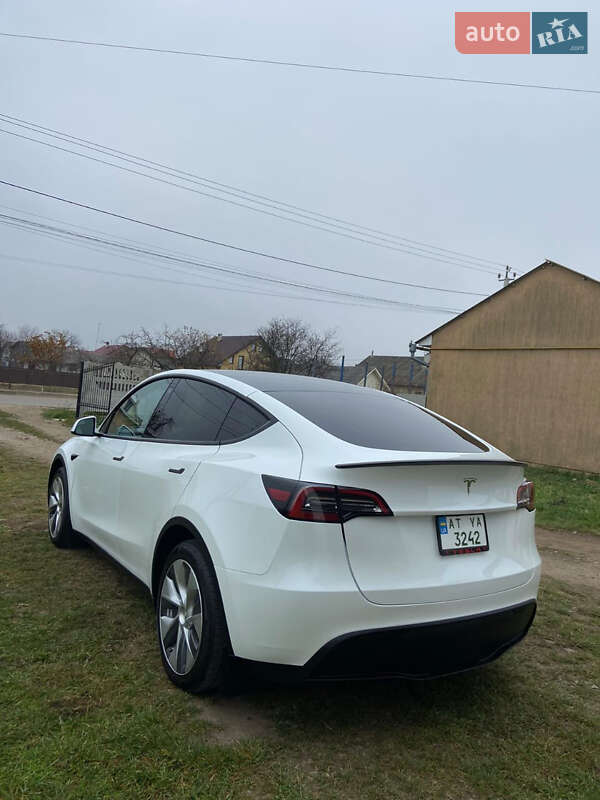 Внедорожник / Кроссовер Tesla Model Y 2022 в Перегинском