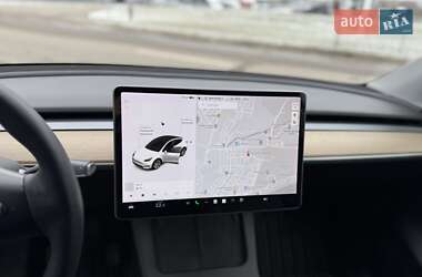 Внедорожник / Кроссовер Tesla Model Y 2021 в 
