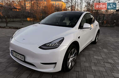 Позашляховик / Кросовер Tesla Model Y 2022 в 