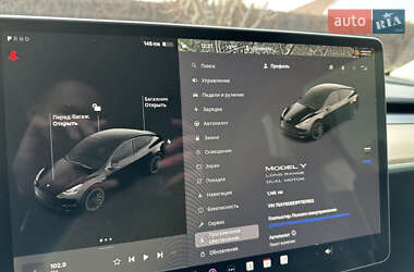 Внедорожник / Кроссовер Tesla Model Y 2023 в 