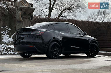 Внедорожник / Кроссовер Tesla Model Y 2023 в 