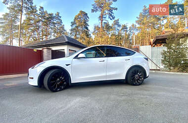 Внедорожник / Кроссовер Tesla Model Y 2021 в Киеве