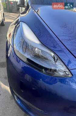 Позашляховик / Кросовер Tesla Model Y 2021 в Білій Церкві