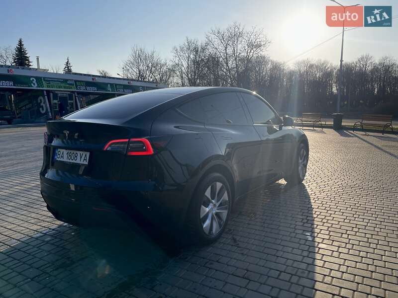 Внедорожник / Кроссовер Tesla Model Y 2023 в Кропивницком
