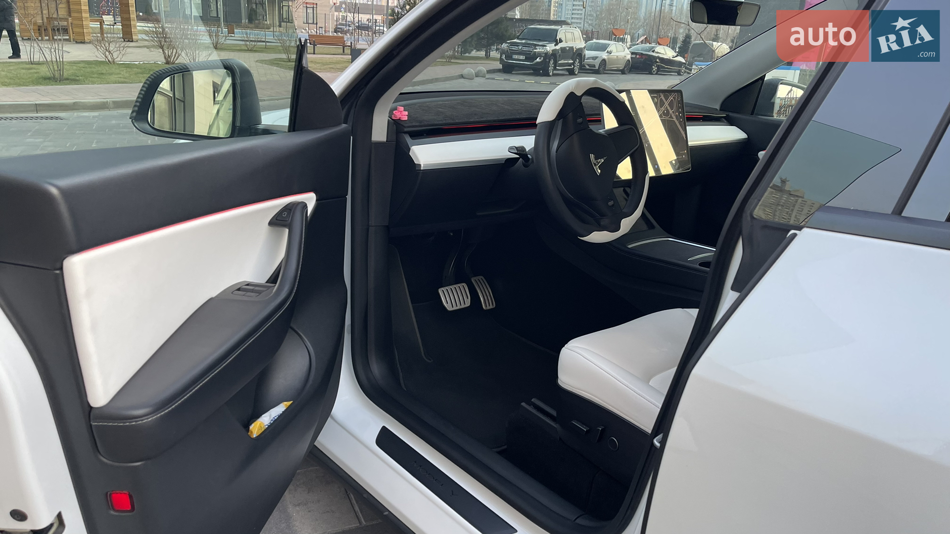 2021 Tesla Model Y - мініатюра 11